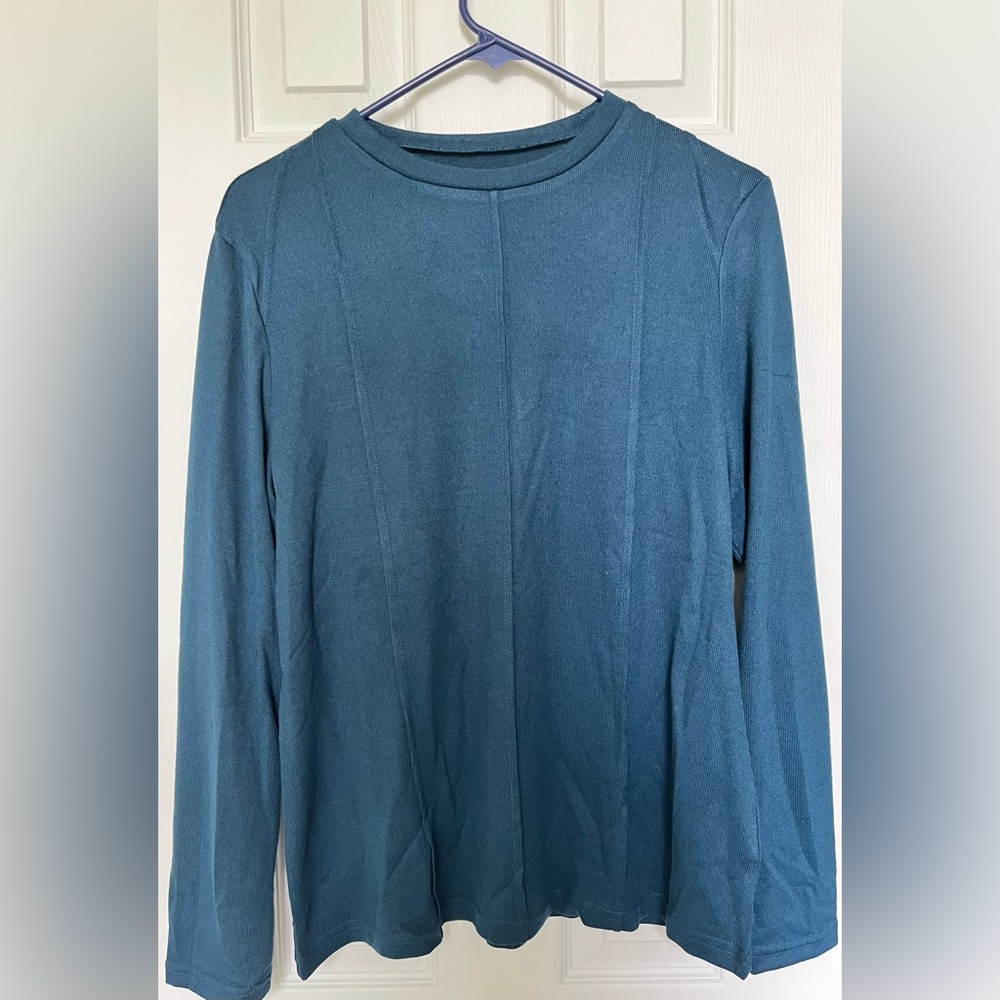 SHEIN Teal Long Sleeve Top